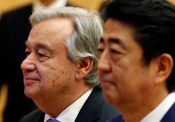 Antonio Guterres y Shinzo Abe