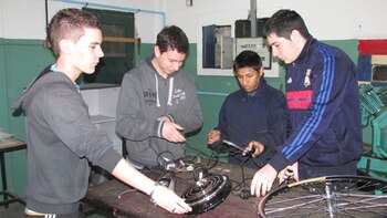 Taller en una escuela técnica