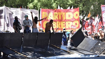 Otra vez hubo fuertes incidentes