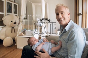 Marley feliz y experimentando la