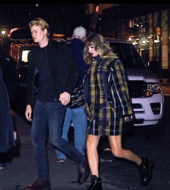 Taylor y su novio, el