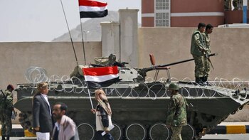 Soldados del ejército yemení leal