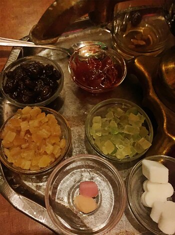 Confituras, frutas y terrones de