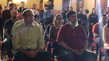 Varios liberados ante la Asamblea