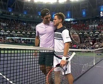 En octubre enfrentó a Federer en Shanghai y recibió el cariño del suizo