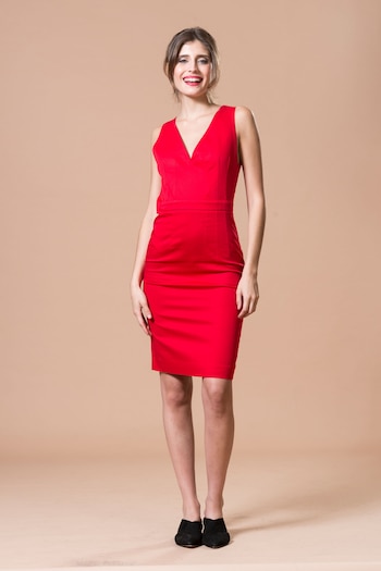 Rojo pasión: vestido escote V