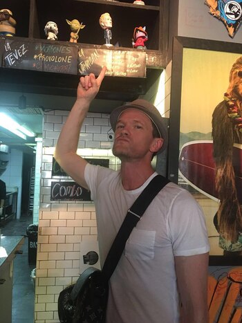 Neil Patrick Harris paseó por