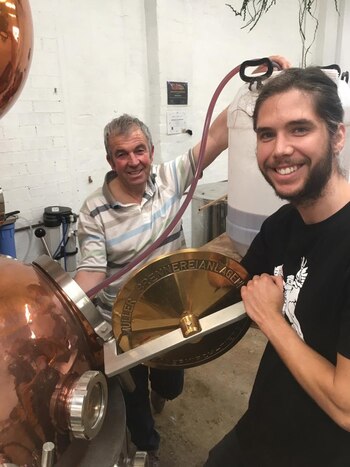 Peter Bignell con Jeordie Donaldson de Poor Tom