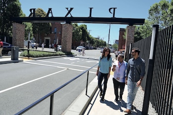 Con GENTE iniciando la recorrida.