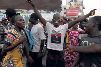 El festejo en las calles de su ciudad natal. Foto: AFP
