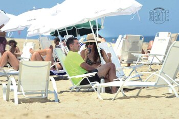 La pareja Macedo- Urtubey toma