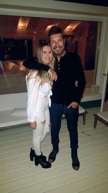 Mica con su papá.