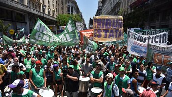 Propondrán a los estatales aumentos