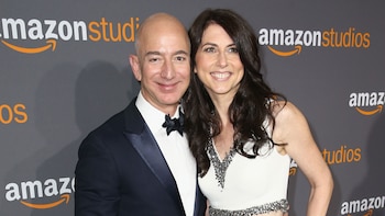 Jeff y MacKenzie Bezos están
