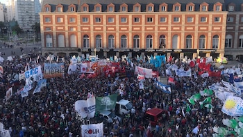 Hoy marchamos para renovar nuestro