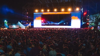 Hipnosis colectiva con la puesta