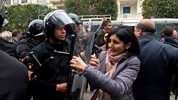 Miles de personas protestaron en