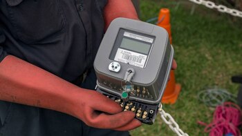 Medidor bidireccional a un cliente