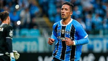 Lucas Barrios, nuevo refuerzo de