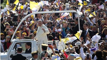 Francisco durante su visita a