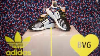 Adidas fabricó las zapatillas (AFP)