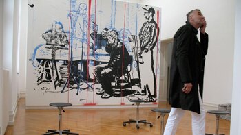 “El arte debe cuestionarse a