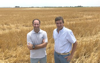 Joaquín Lopetegui (izq.), de DONMARIO,