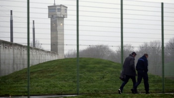 Los vigilantes de varias prisiones