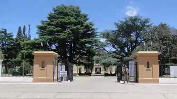 El frente del cuartel, hoy