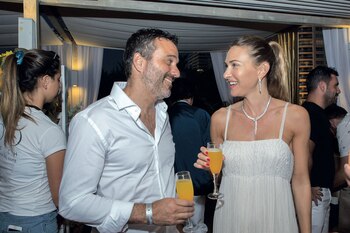 Andrea y Damian, felices y