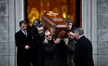 El ataúd de Dolores O’Riordan