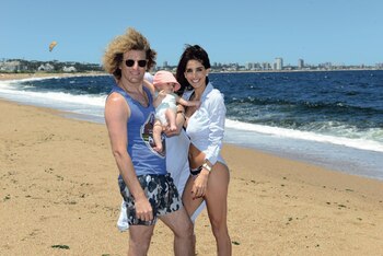 Gabriela Sari junto a Rulo