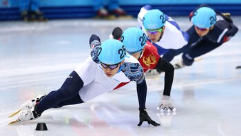 Los atletas compiten por 306