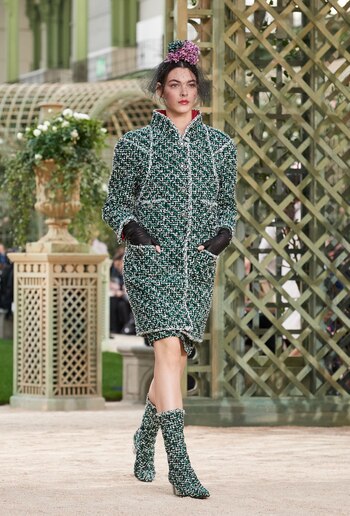 En verde combinado con hilado