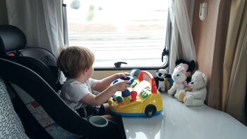 Valentino en el motorhome.