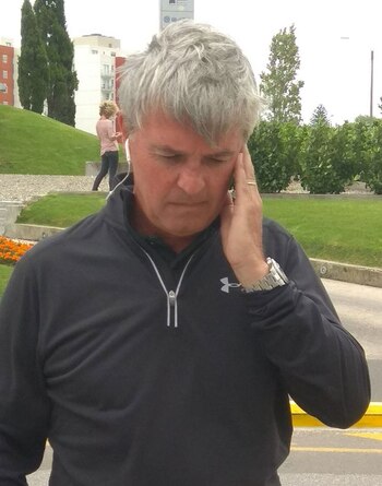 El padre del joven agredido