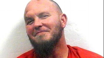 Michael Augustine estaba tan borracho