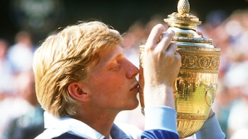 Boris Becker celebrando una de sus victorias en Wimbledon (Getty)