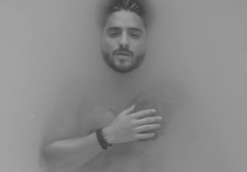 Maluma se “desnuda” con Shakira