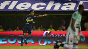 Cristian Pavón abrió la cuenta