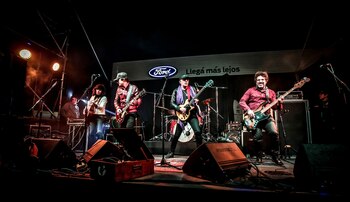 Juanse y su banda para