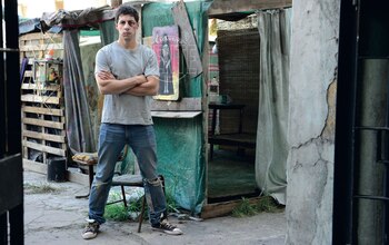 Esteban Lamothe se une al