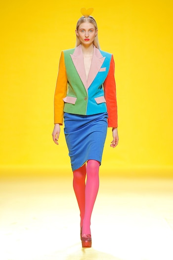 Chaqueta multicolor.