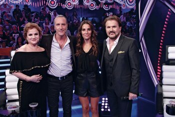 Junto al jurado de “Me