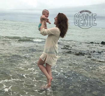 Agustina Kämpfer con Juan en