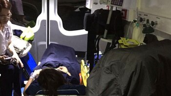 Lacase adentro de la ambulancia