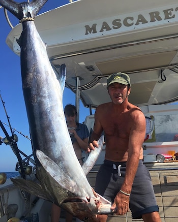En su barco, el Mascaret