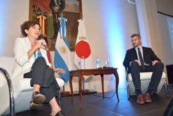Julia Pomares y Marcos Peña