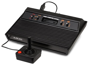Videoconsola Atari 2600 (Wikimedia)