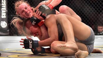 Valentina Shevchenko le propinó 230